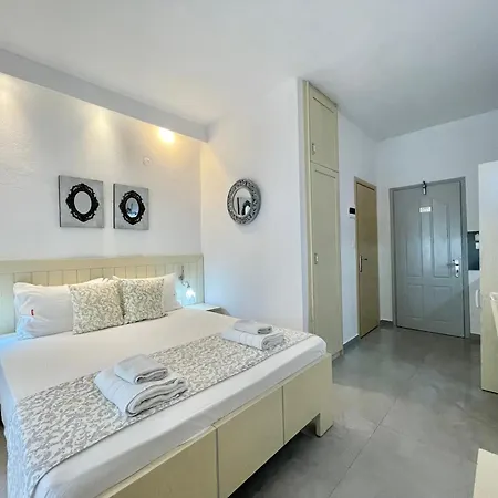 Myrto Rooms Pefkochori Exterior photo