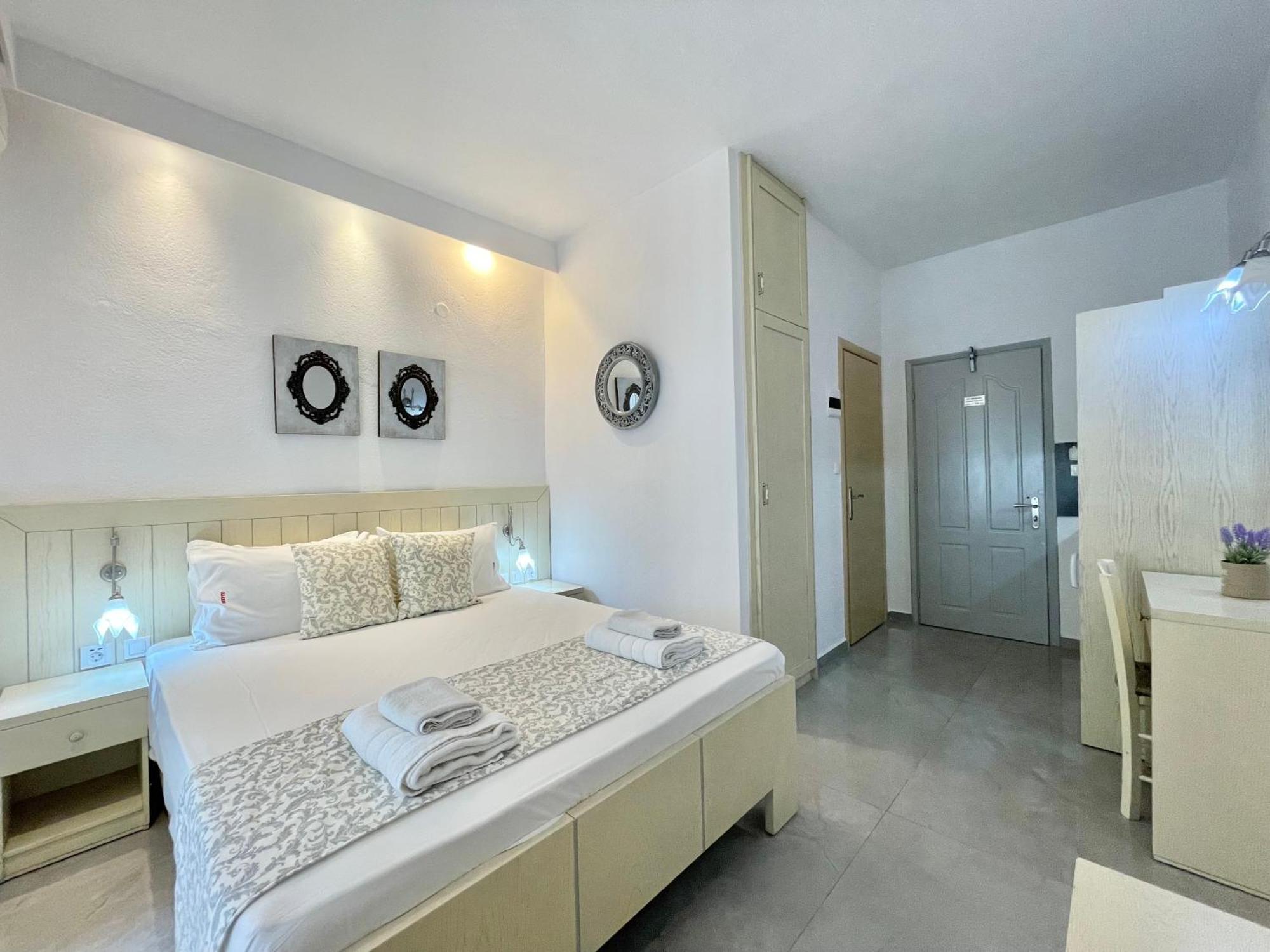 Myrto Apartment Pefkochori